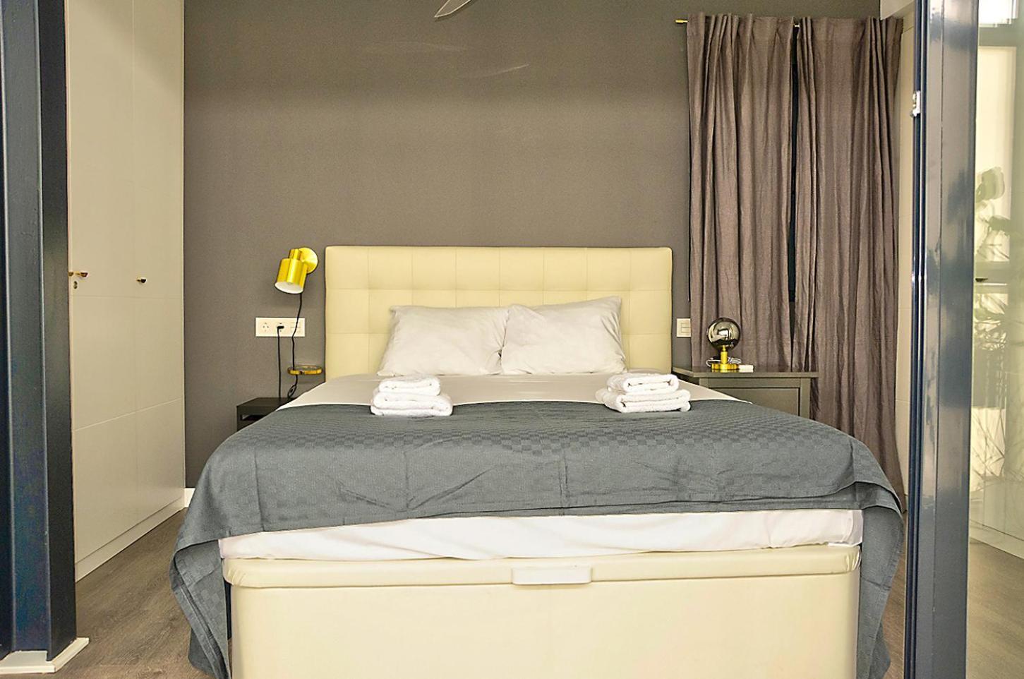 Apartamento Exclusivo En Sevilla Luaran gambar